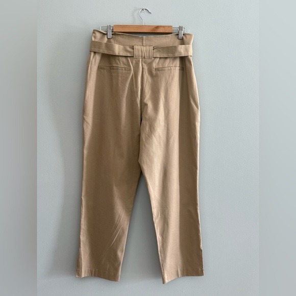 Halston High Waist Belted Tapered Pants Tan Paperbag Trouser M - Picture 5 of 7